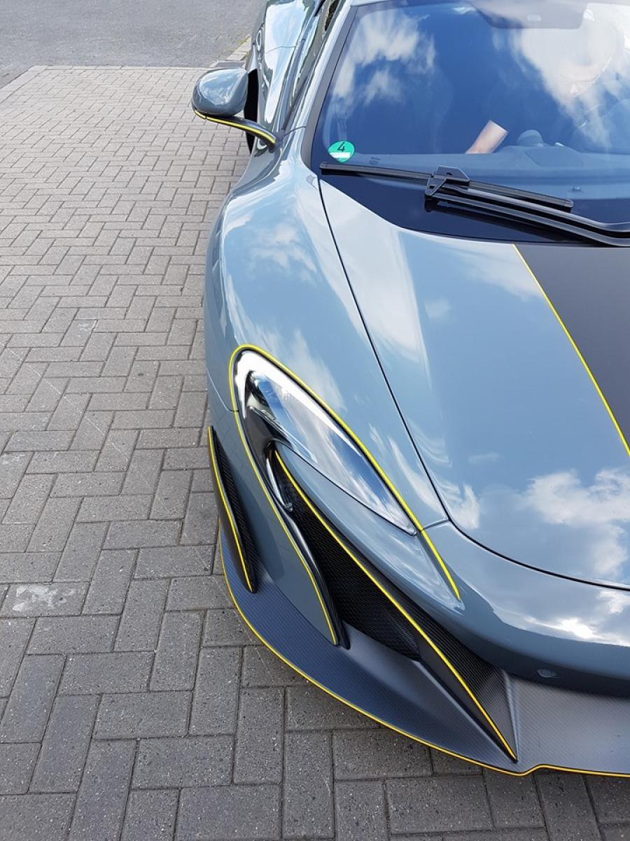 Детали экстерьера McLaren 675LT by Edo Competition 2016 года  (фото 5 из 10)